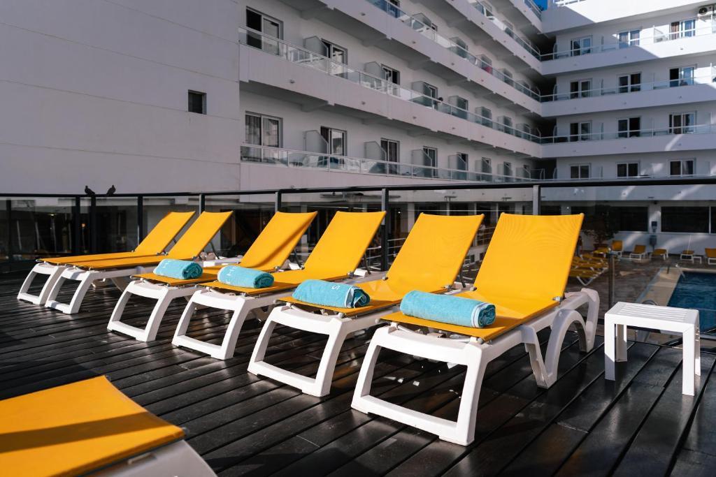 Hotel Port Fiesta Park
