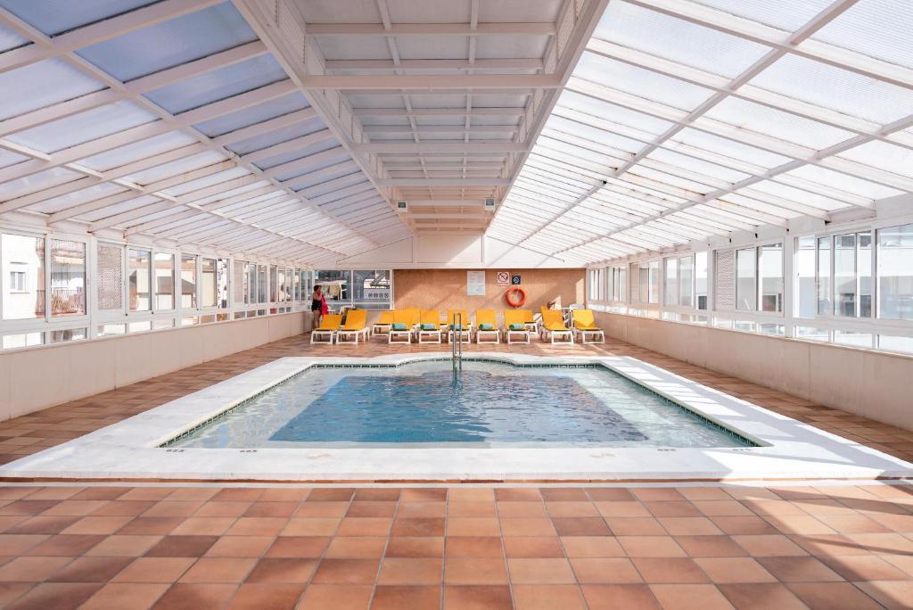 Hotel Port Fiesta Park