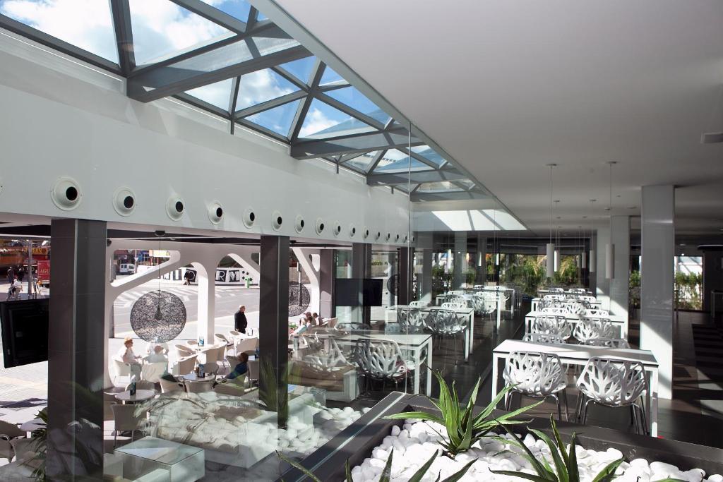 Flash Hotel Benidorm – Adults Only