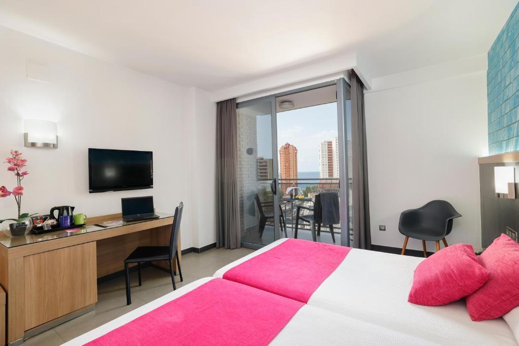 Flash Hotel Benidorm – Adults Only