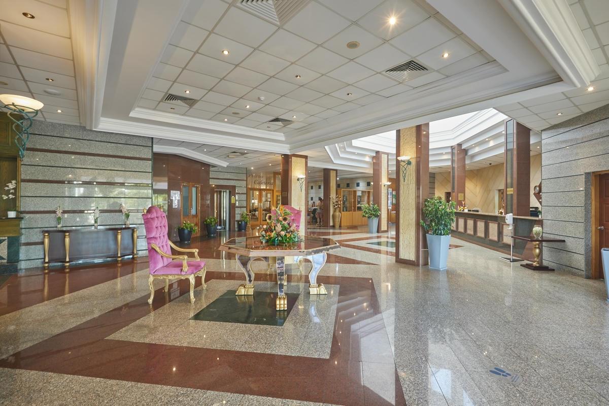 Tsokkos Gardens Apartments