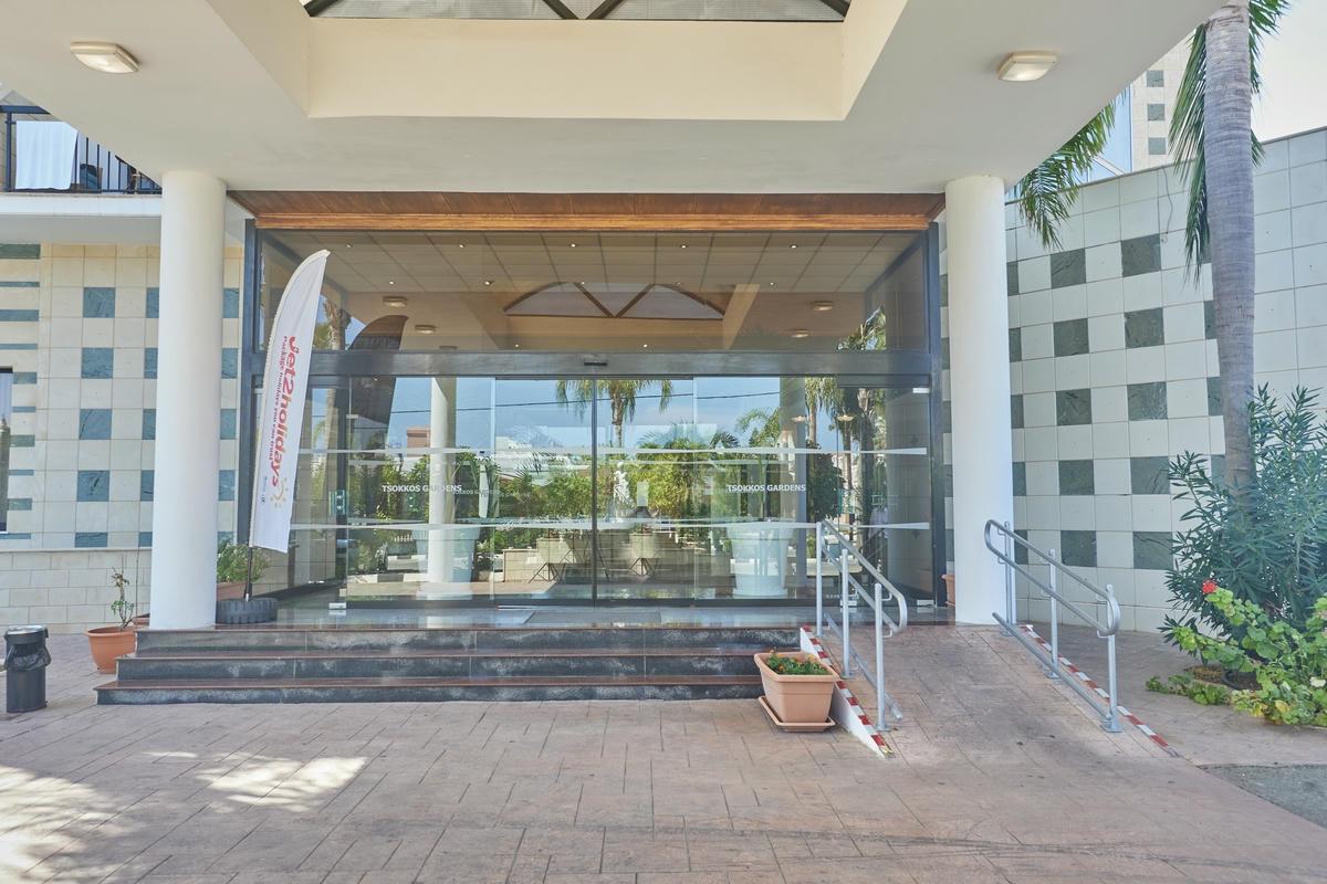 Tsokkos Gardens Apartments