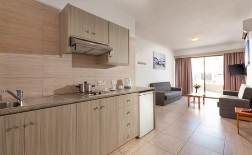 Penelope Beach Hotel Apts
