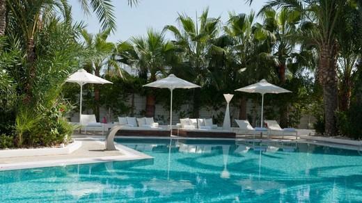 Margadina Lounge Hotel