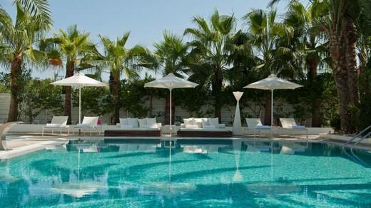 Margadina Lounge Hotel