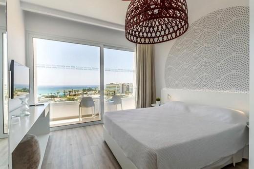 Margadina Lounge Hotel