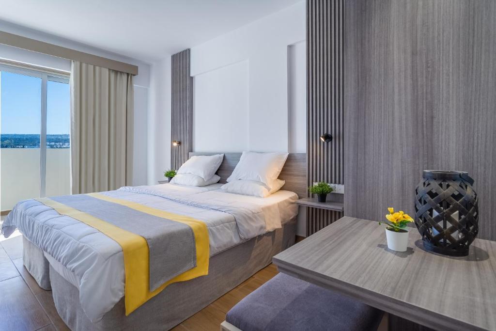 Toxotis Hotel