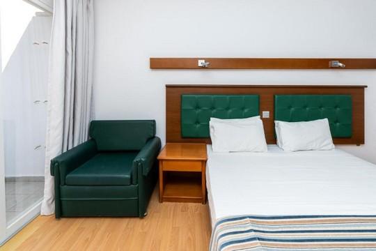 Adelais Hotel