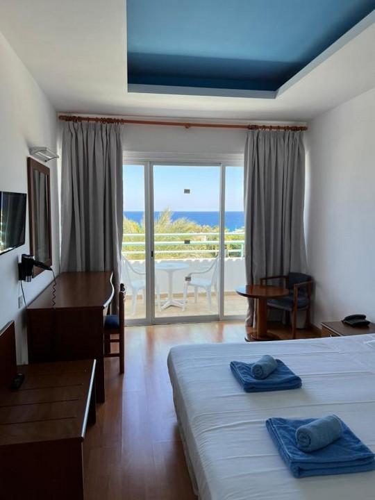 Adelais Hotel