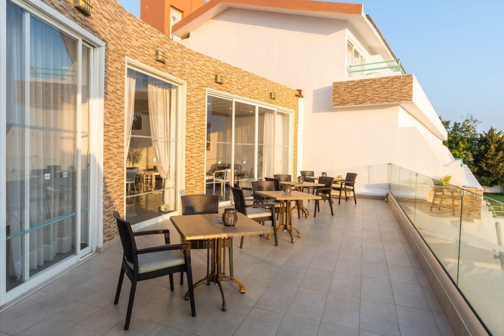 Adelais Hotel