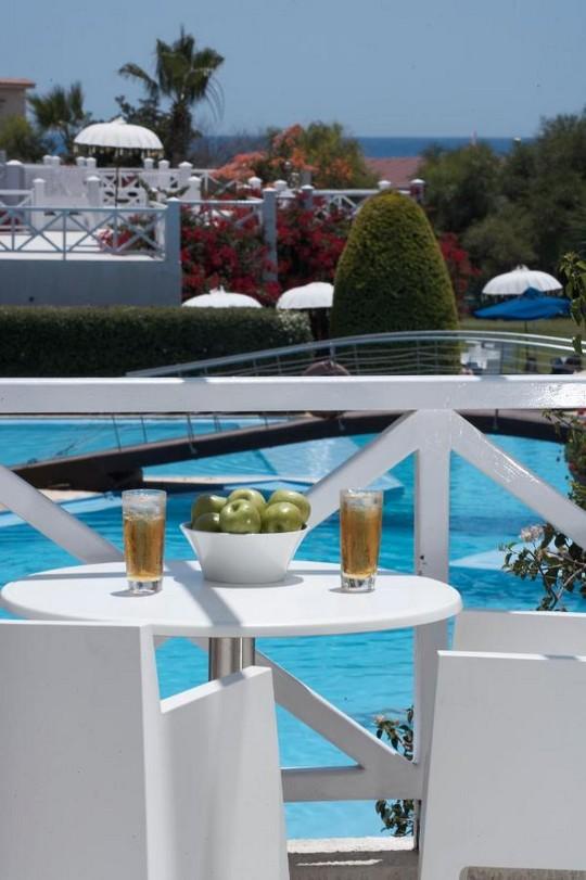 So Nice Club Resort