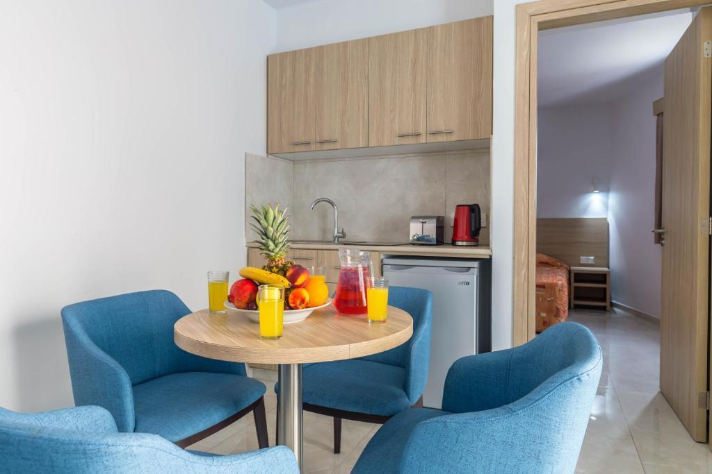 Paul Marie Hotel Apartments